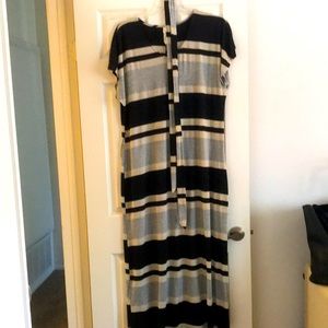 Women’s plus sized black, gray & beige maxi dress